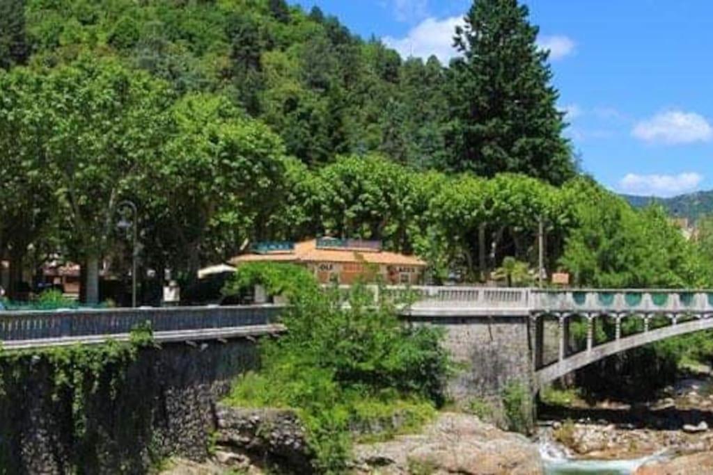 Un Moment De Detente Au Coeur De Vals-Les-Bains Exterior photo
